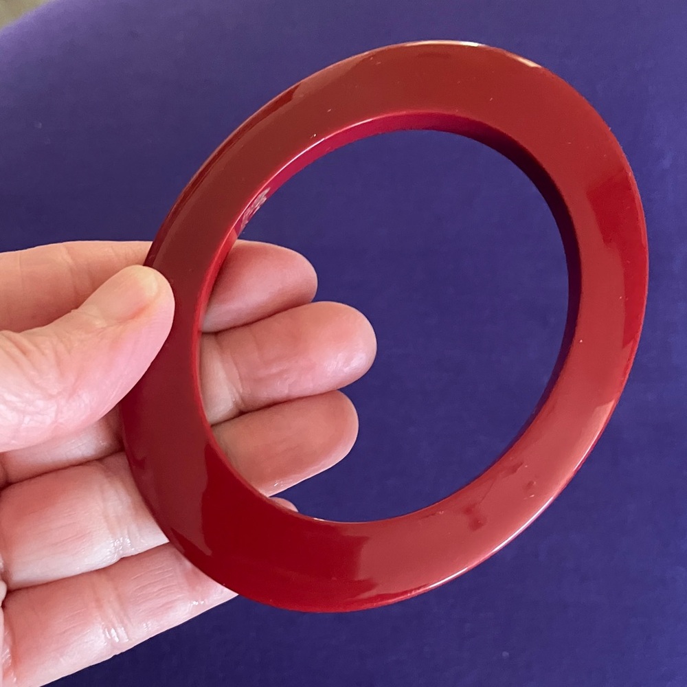 Vintage  1970s/80 blood Red Plastic Bangle Bracelet Small 2.45in Diameter Glossy